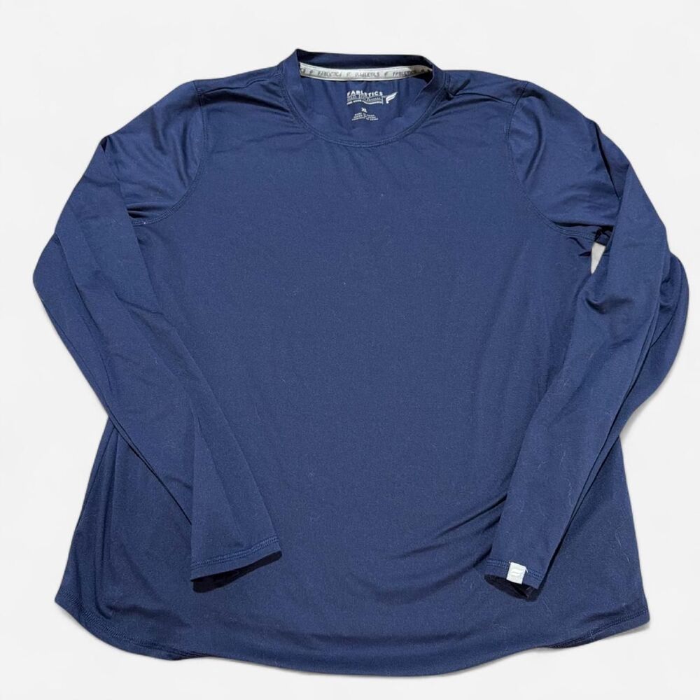 Fabletics Women's Navy and Blue Shirt